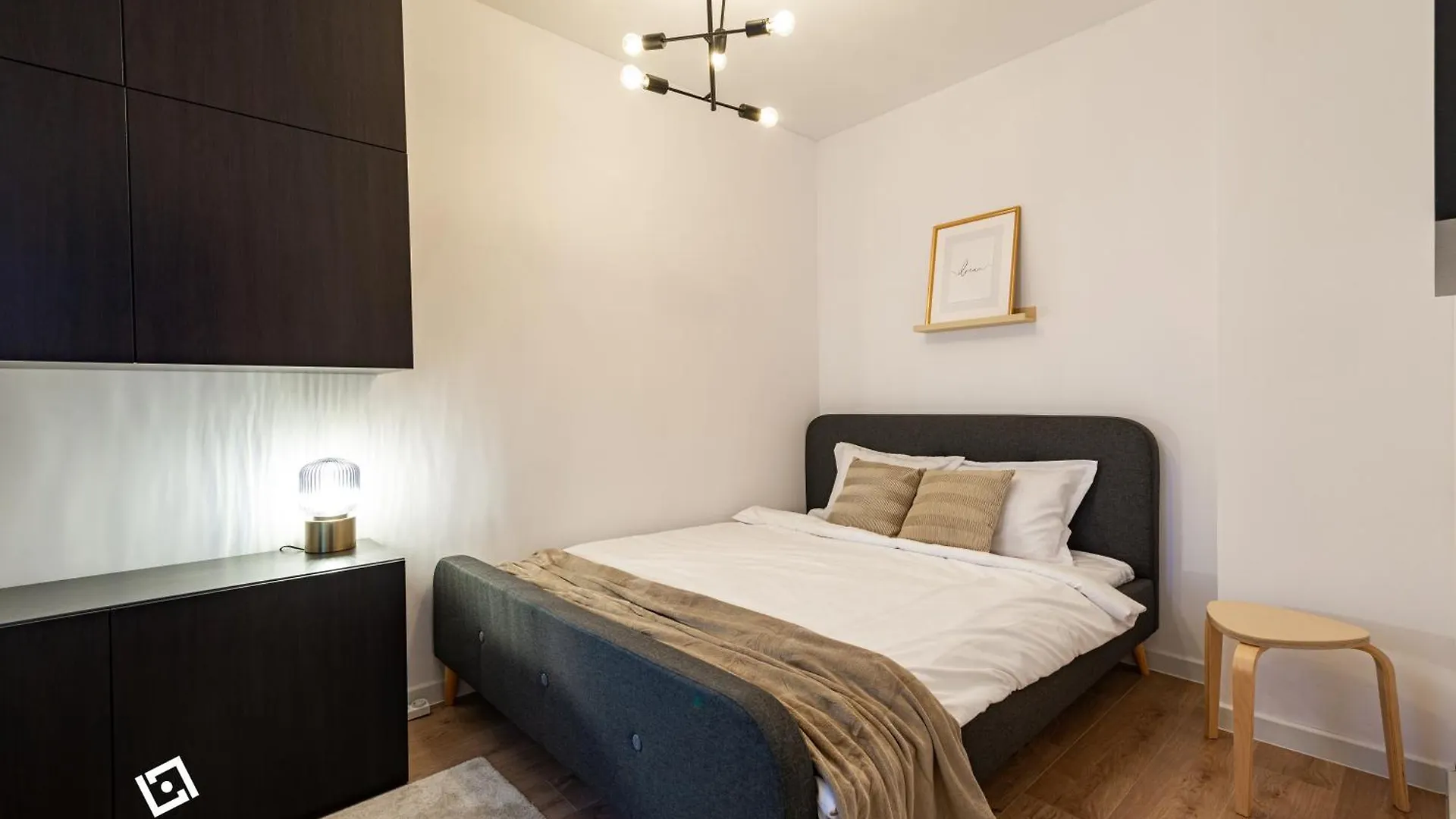 Central Residence Apartment 812B3 ブカレスト